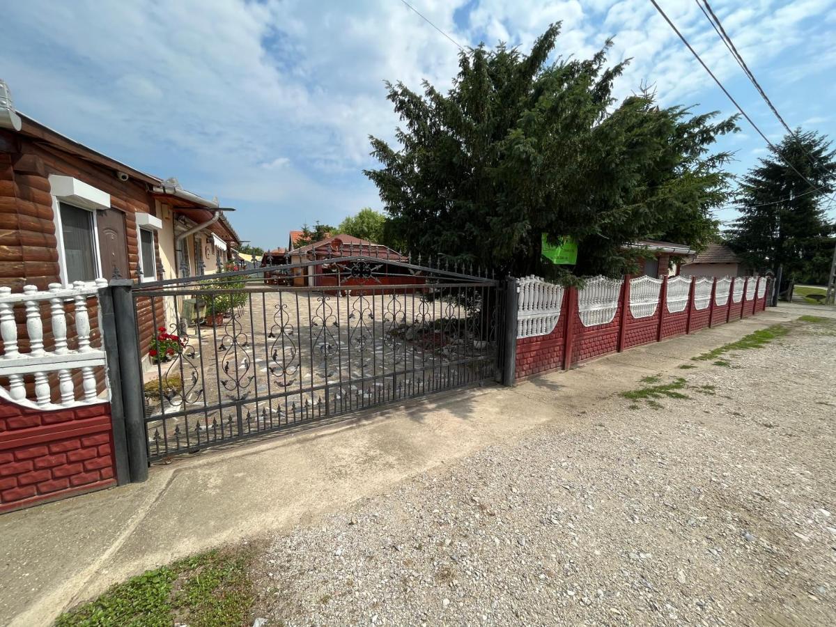 Tiszavirag Apartman Tiszakeszi Luaran gambar