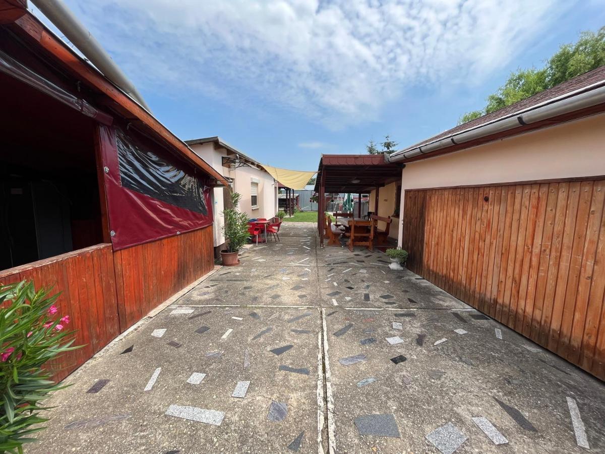 Tiszavirag Apartman Tiszakeszi Luaran gambar
